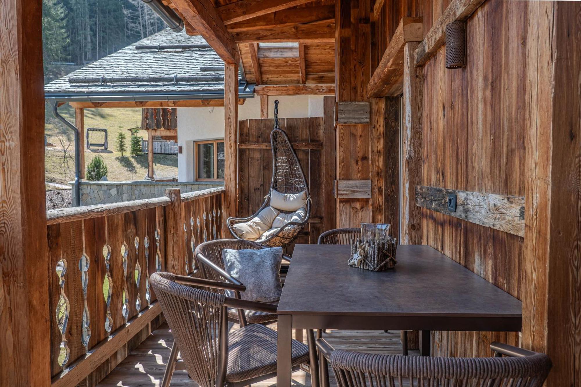 Alpine Mountain Chalet Сан-Виджилио-ди-Мареббе Экстерьер фото