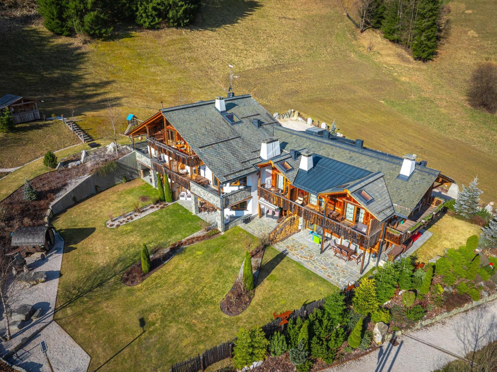 Alpine Mountain Chalet Сан-Виджилио-ди-Мареббе Экстерьер фото